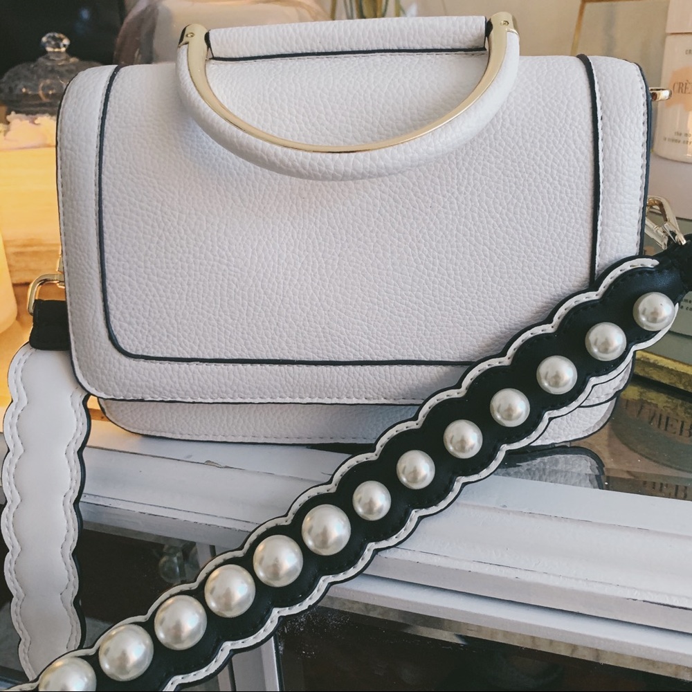 Brand new handbag w/o tags